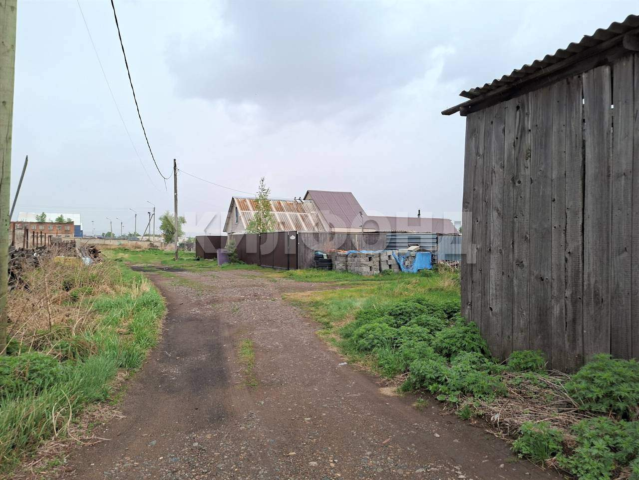 Продам земельный участок 2310 м.кв.