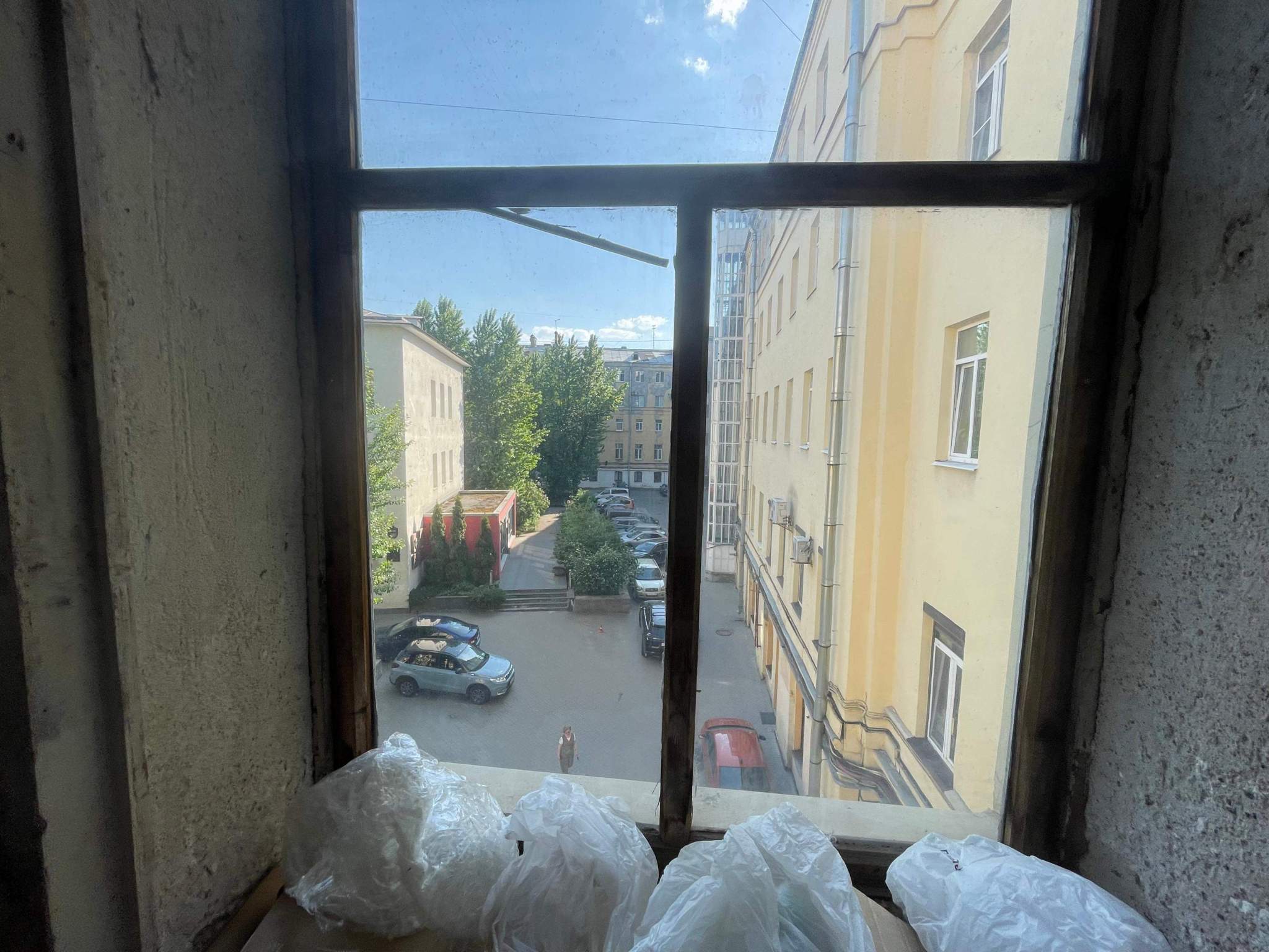 Продам офис 8.9 м.кв.