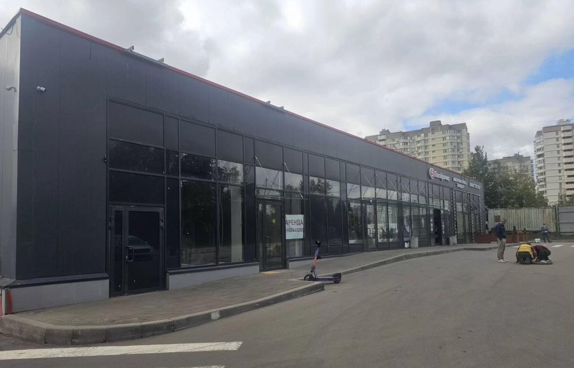 Сдам в аренду магазин 672 м.кв.