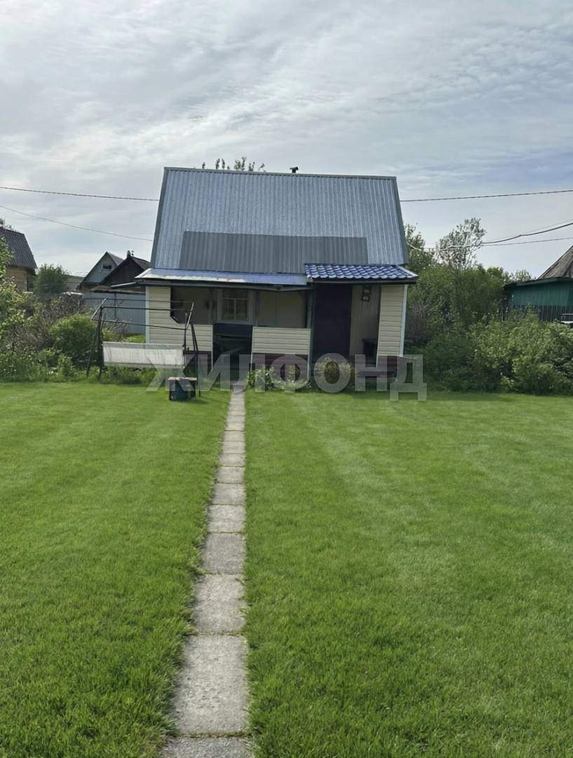 Продам земельный участок 487 м.кв.