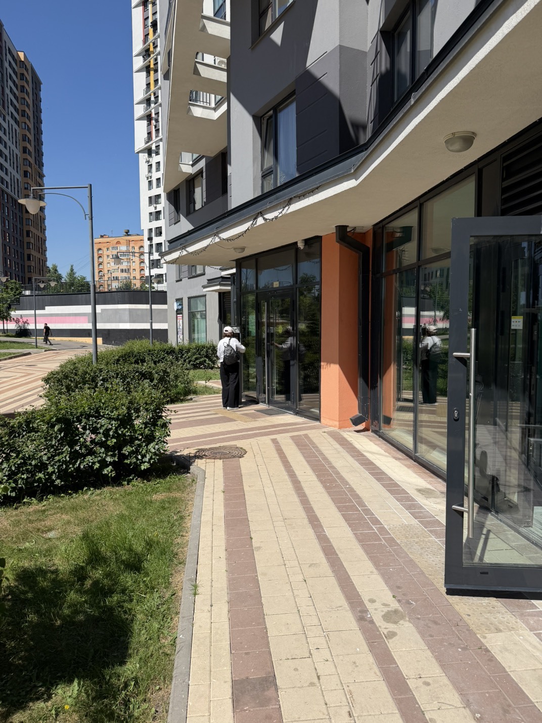 Сдам в аренду магазин 37.4 м.кв.