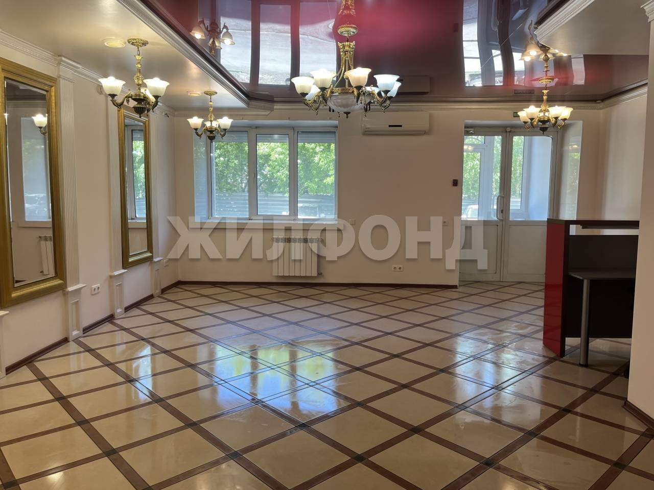Продам офис 76 м.кв.