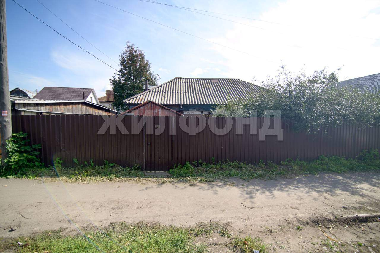 Продам земельный участок 452 м.кв.