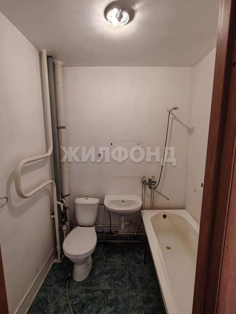 Квартира на продажу в Северске, Ленина улица, 124 фото №1