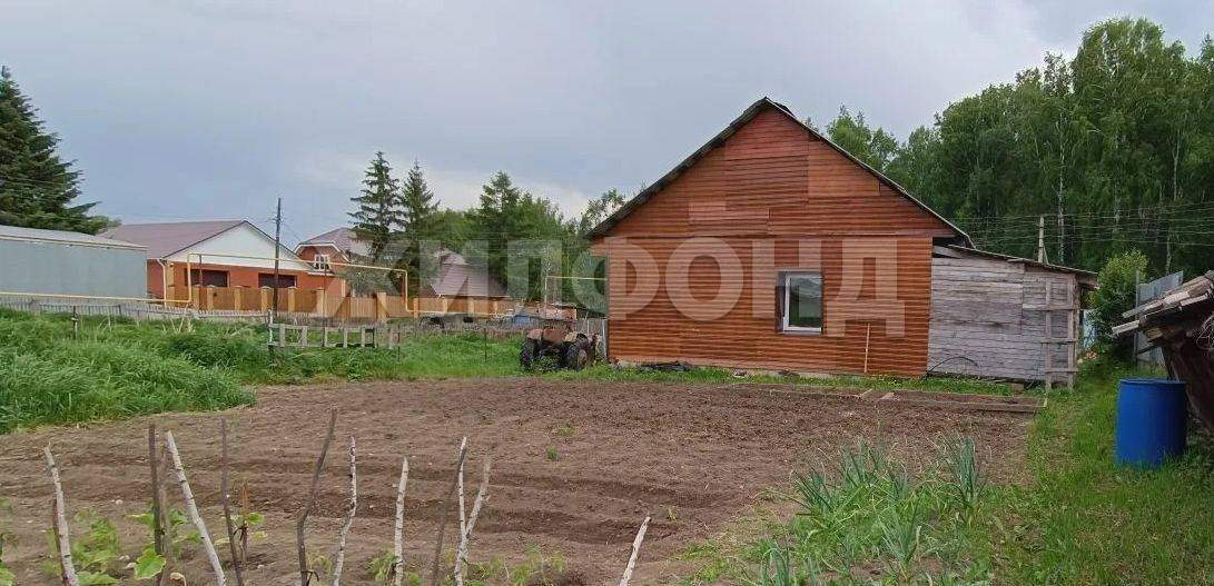 Продам земельный участок 745 м.кв.
