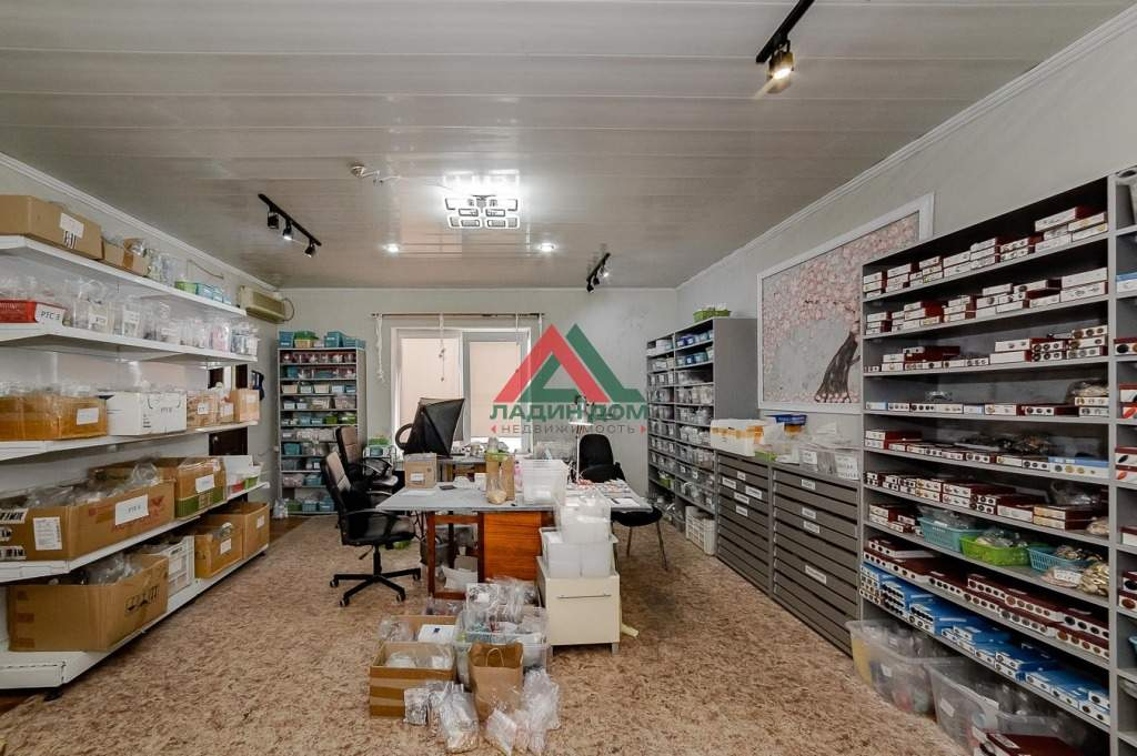 Продам помещение свободного назначения 456.7 м.кв.