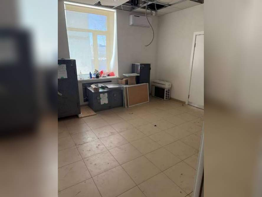 Сдам в аренду магазин 109.8 м.кв.