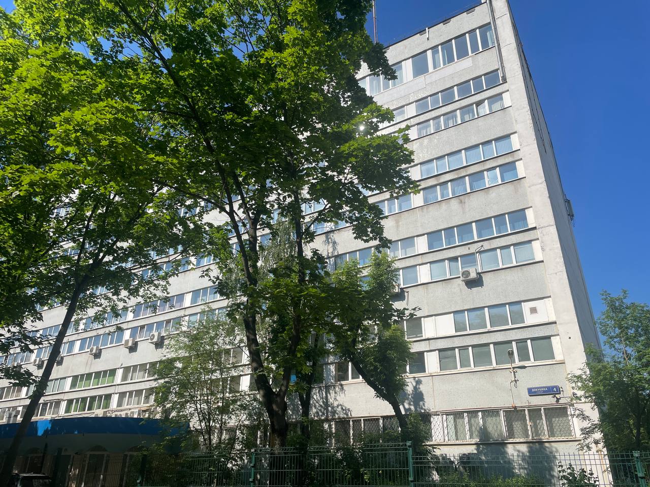 Сдам в аренду помещение свободного назначения 160.3 м.кв.