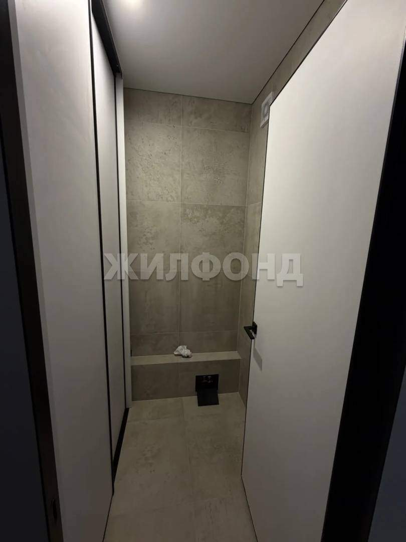 Квартира на продажу в Красноярске, Петра Подзолкова улица, 8 фото №9