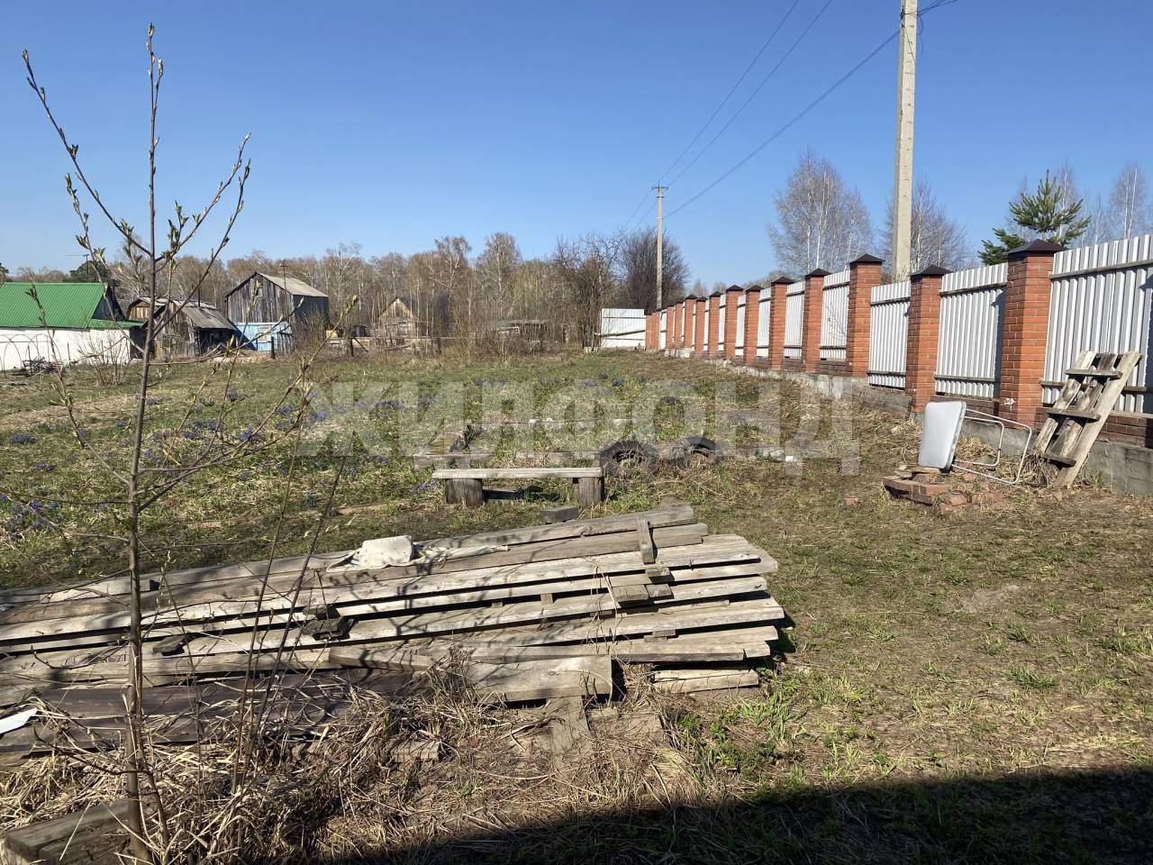 Продам земельный участок 790 м.кв.
