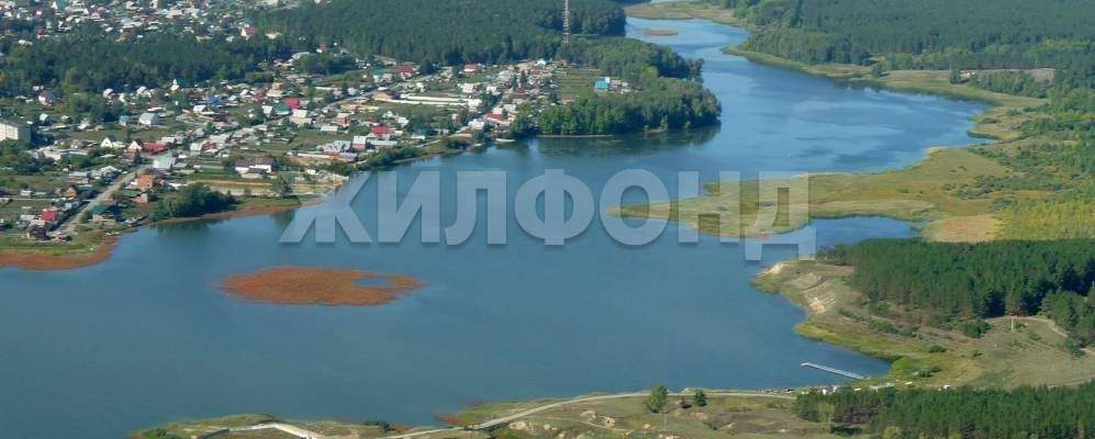 Продам земельный участок 1319 м.кв.