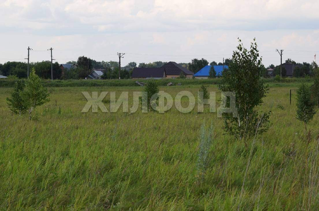 Продам земельный участок 600 м.кв.