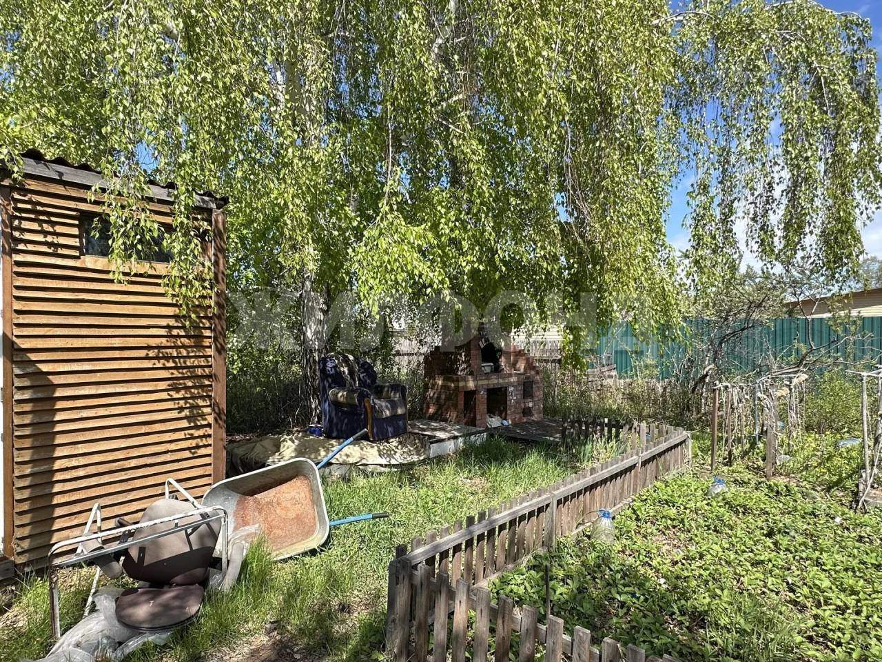 Продам земельный участок 1200 м.кв.