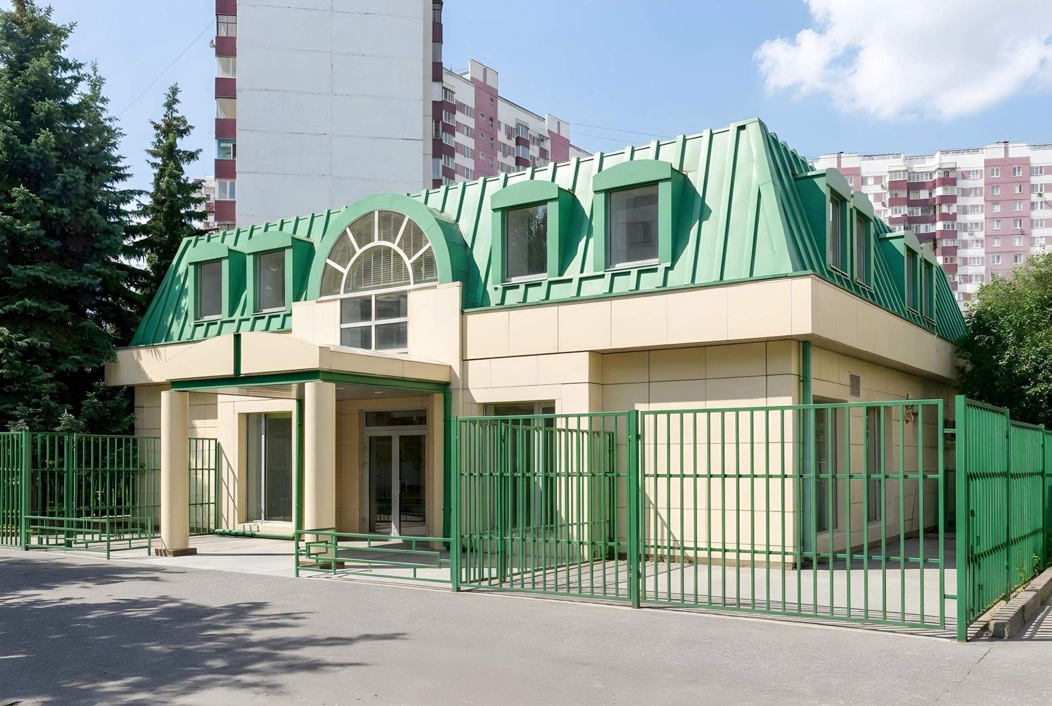Продам офис 405.5 м.кв.