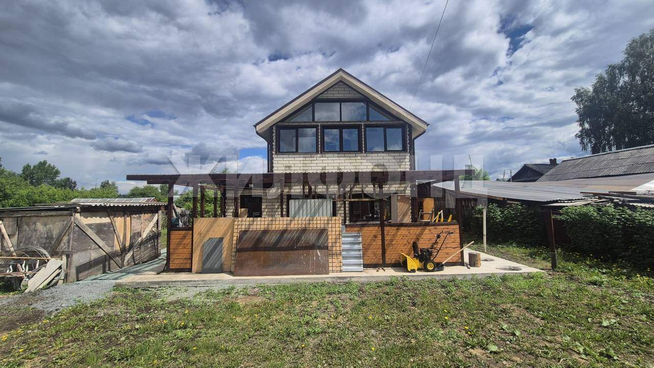 Дом на продажу в Нижнем Тагиле, Трудовая улица фото №1
