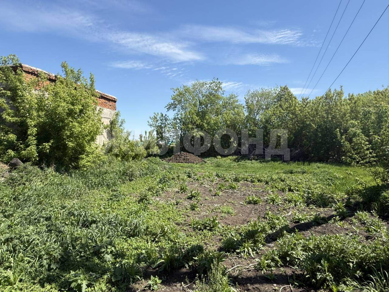 Продам земельный участок 1400 м.кв.