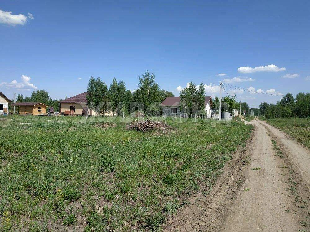 Продам земельный участок 803 м.кв.