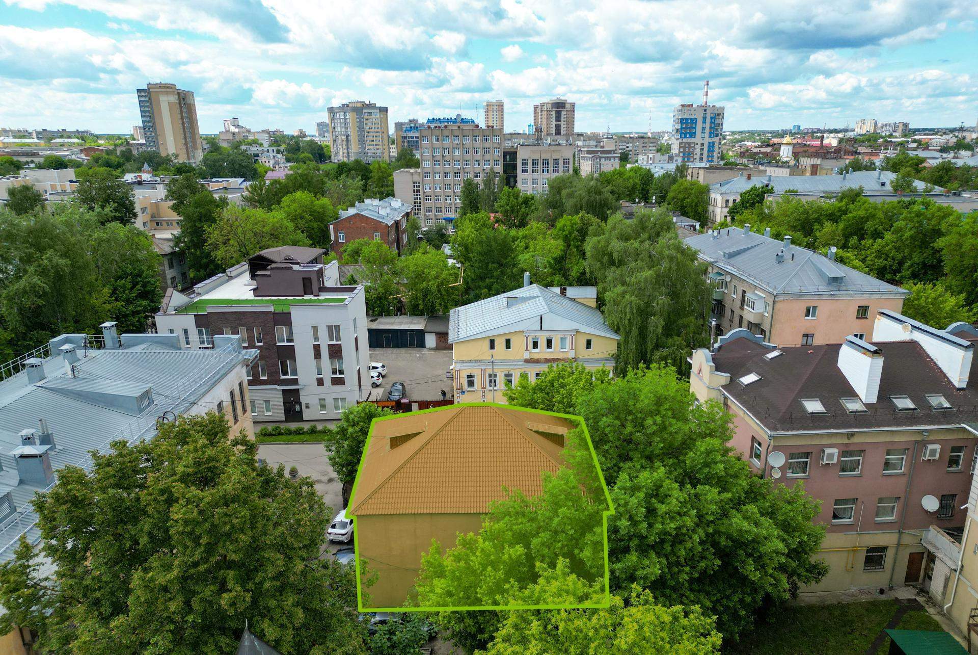 Продам торговое помещение 382.4 м.кв.