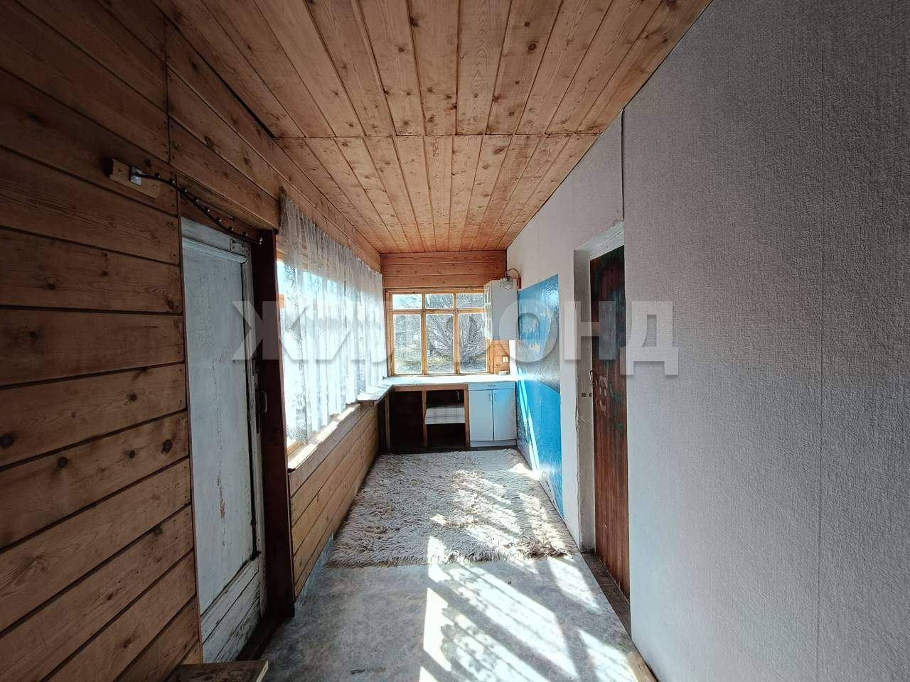 Продам земельный участок 920 м.кв.