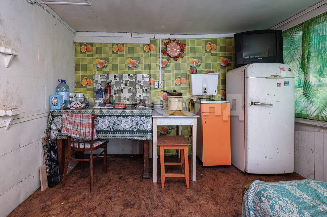 Продам земельный участок 600 м.кв.