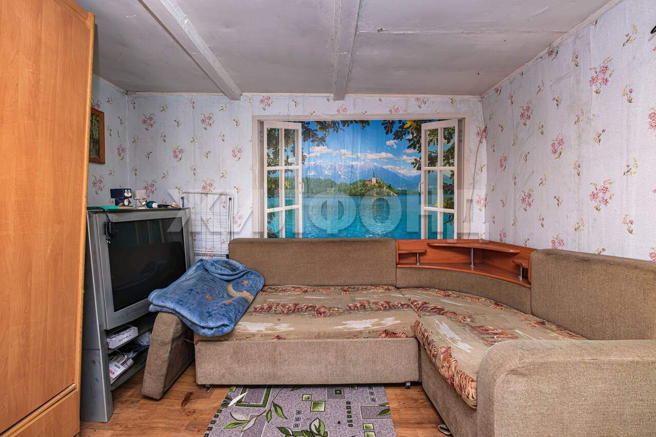 Продам земельный участок 600 м.кв.