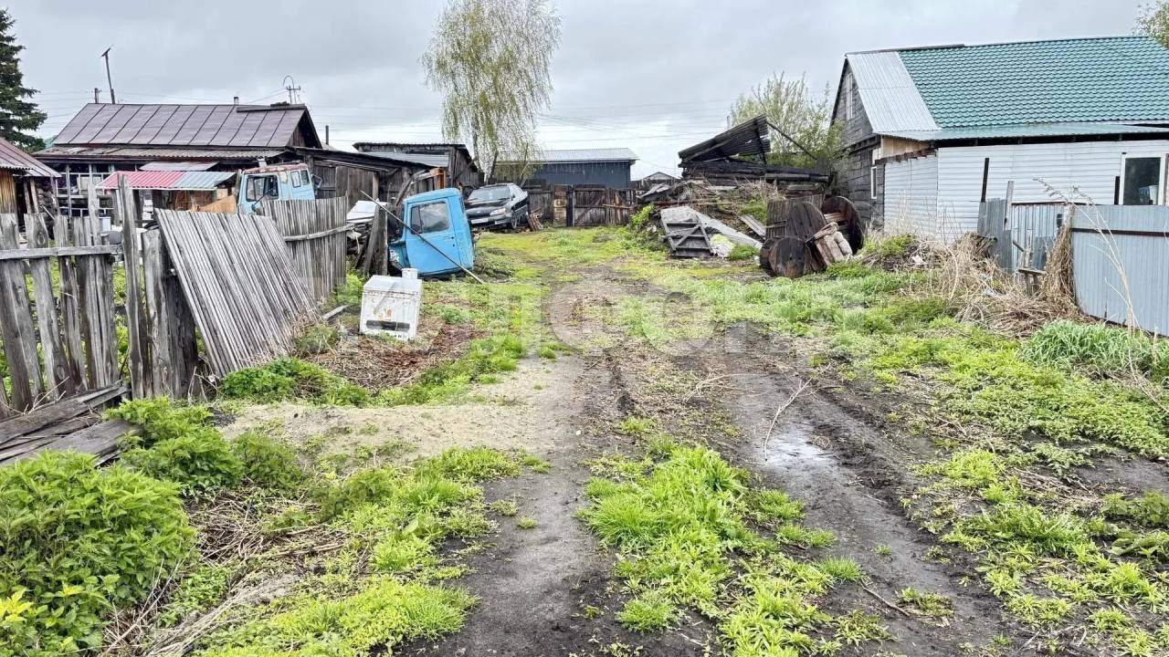 Продам земельный участок 1000 м.кв.