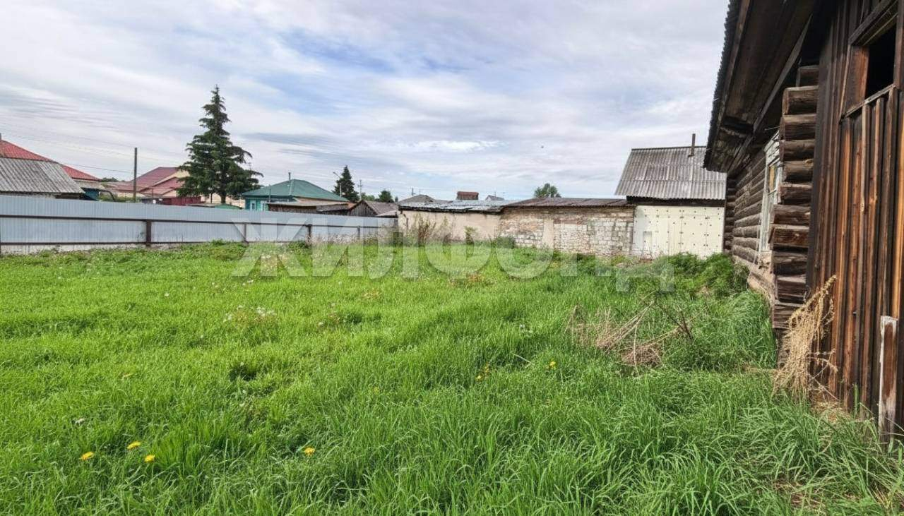 Продам земельный участок 724 м.кв.