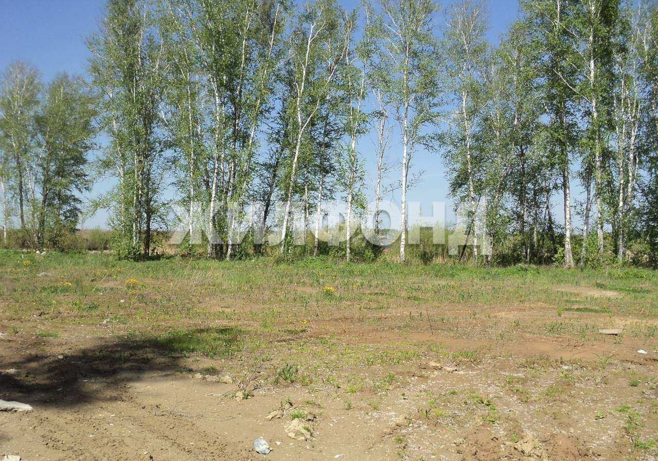 Продам земельный участок 600 м.кв.