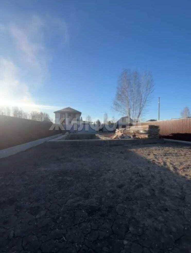 Продам земельный участок 450 м.кв.