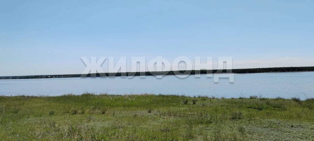 Продам земельный участок 966 м.кв.