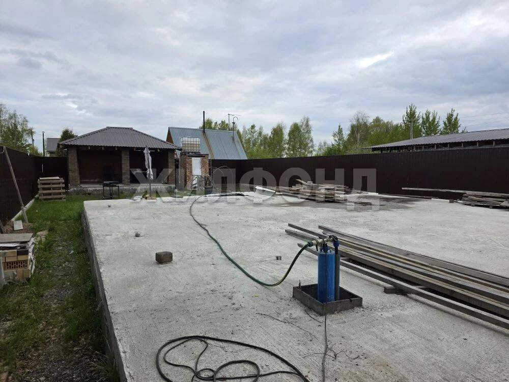 Продам земельный участок 450 м.кв.