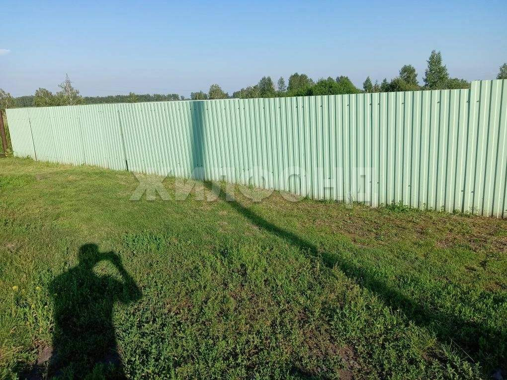 Продам земельный участок 610 м.кв.