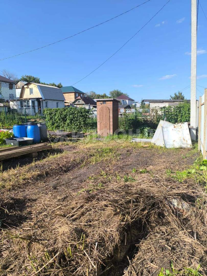 Продам земельный участок 581 м.кв.
