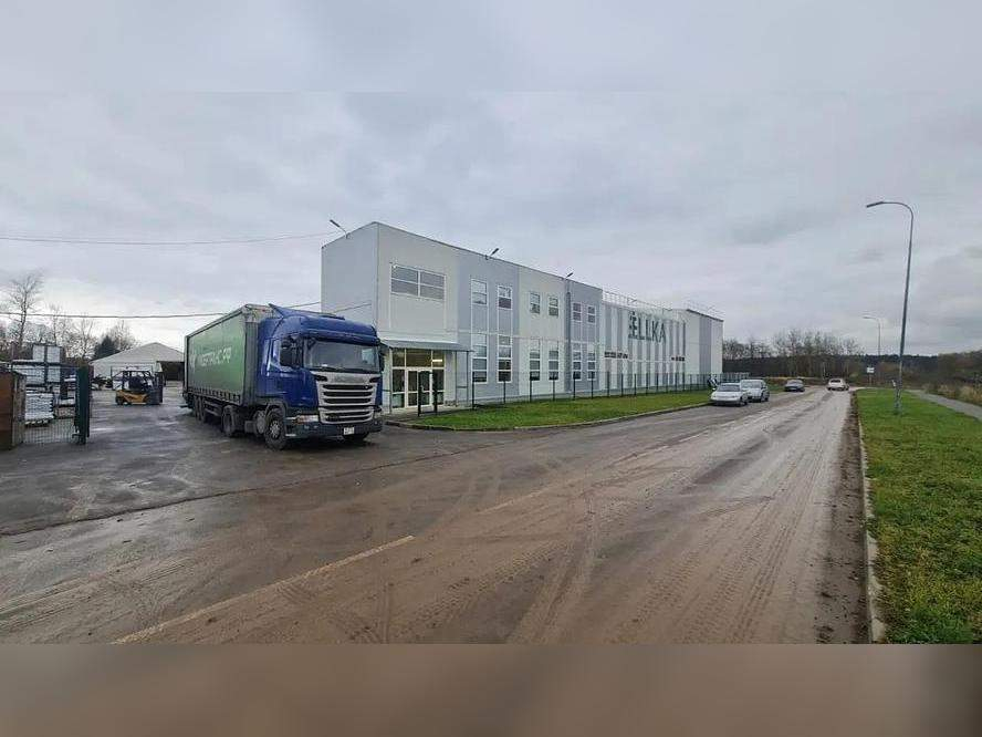 Продам помещение свободного назначения 1388 м.кв.