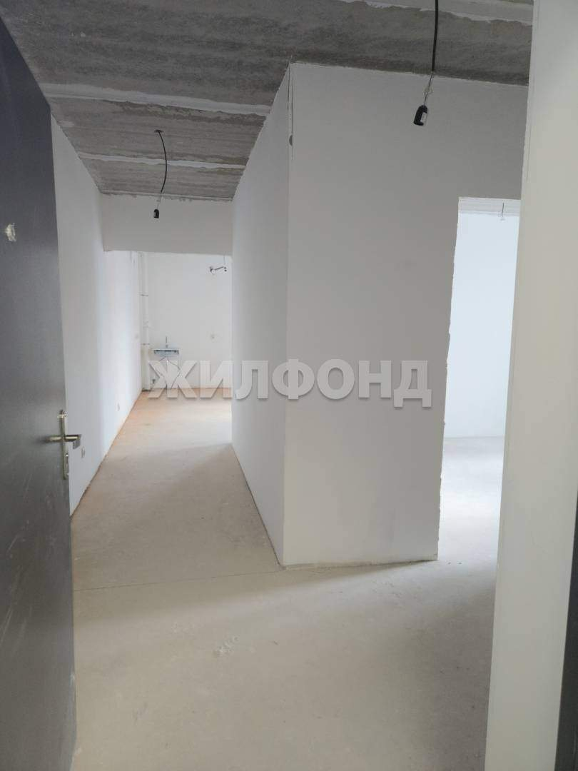 Квартира на продажу в Красноярске, Петра Подзолкова улица, 8 фото №2