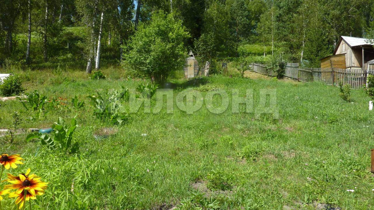 Продам земельный участок 718 м.кв.