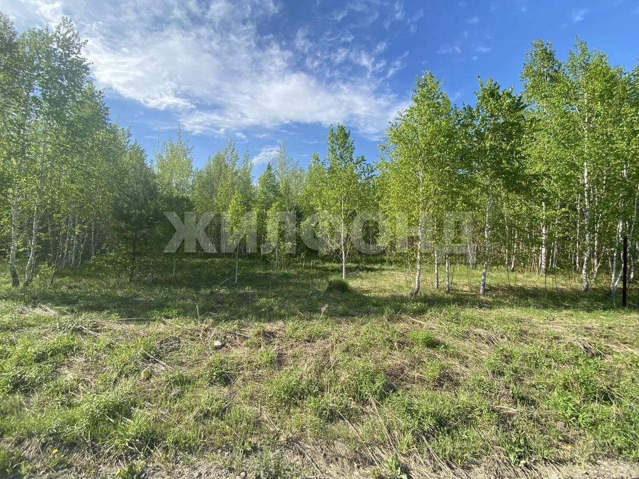 Продам земельный участок 1120 м.кв.