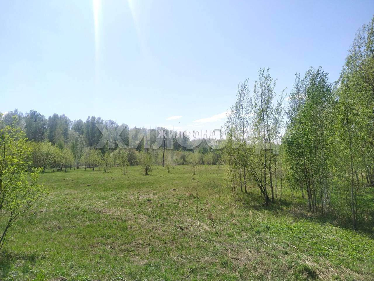 Продам земельный участок 2000 м.кв.