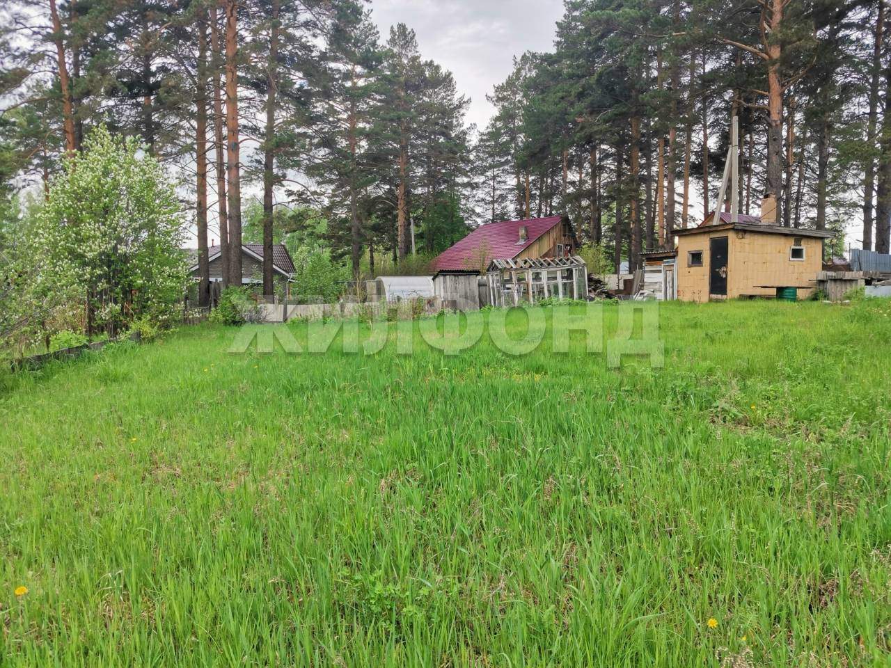 Продам земельный участок 493 м.кв.