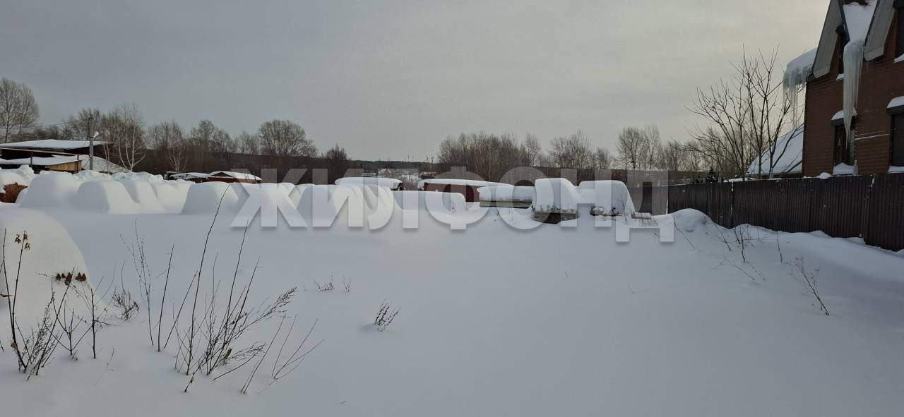 Продам земельный участок 1505 м.кв.