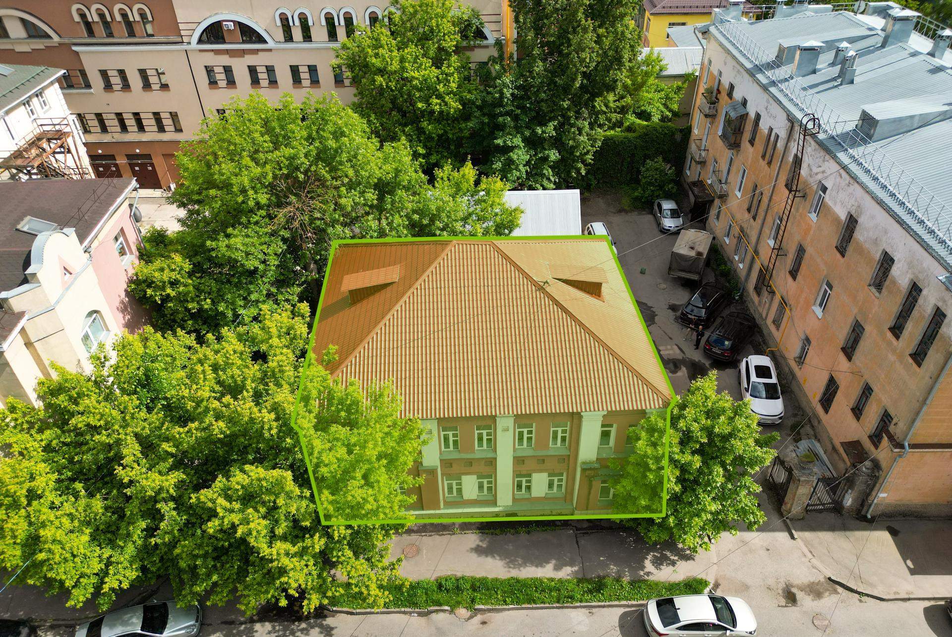 Продам торговое помещение 382.4 м.кв.