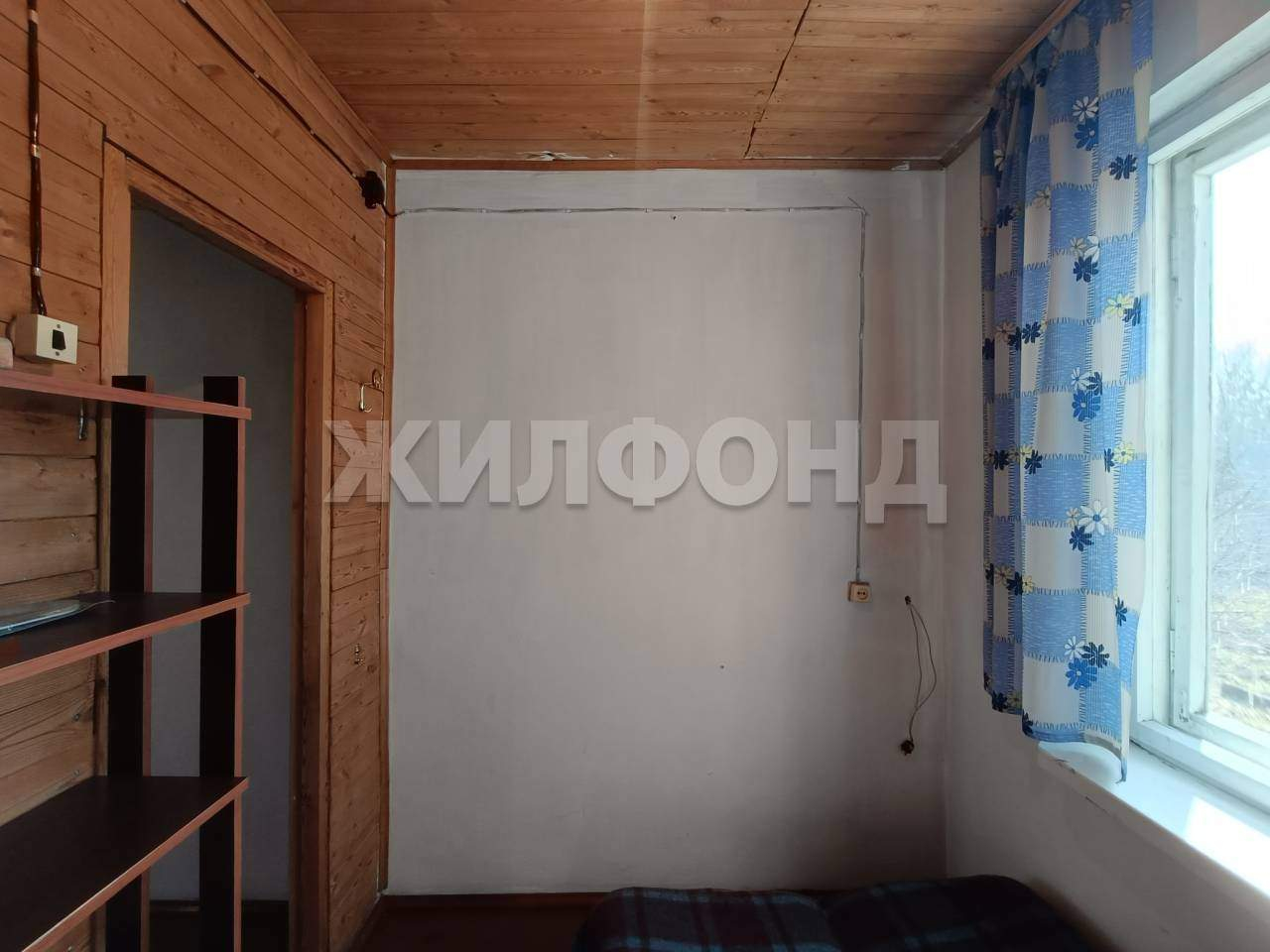 Продам земельный участок 920 м.кв.