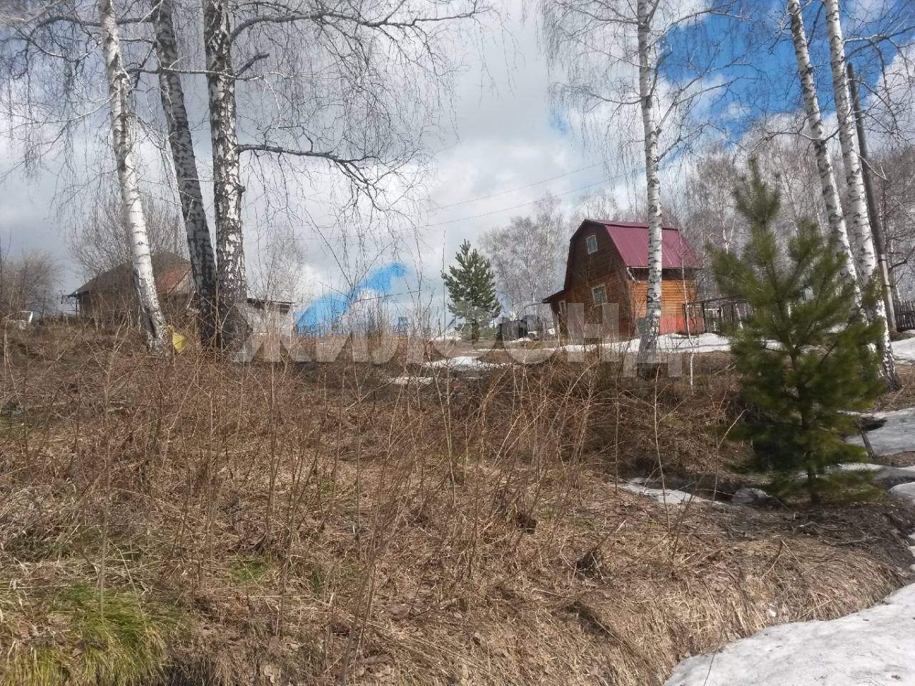 Продам земельный участок 1200 м.кв.