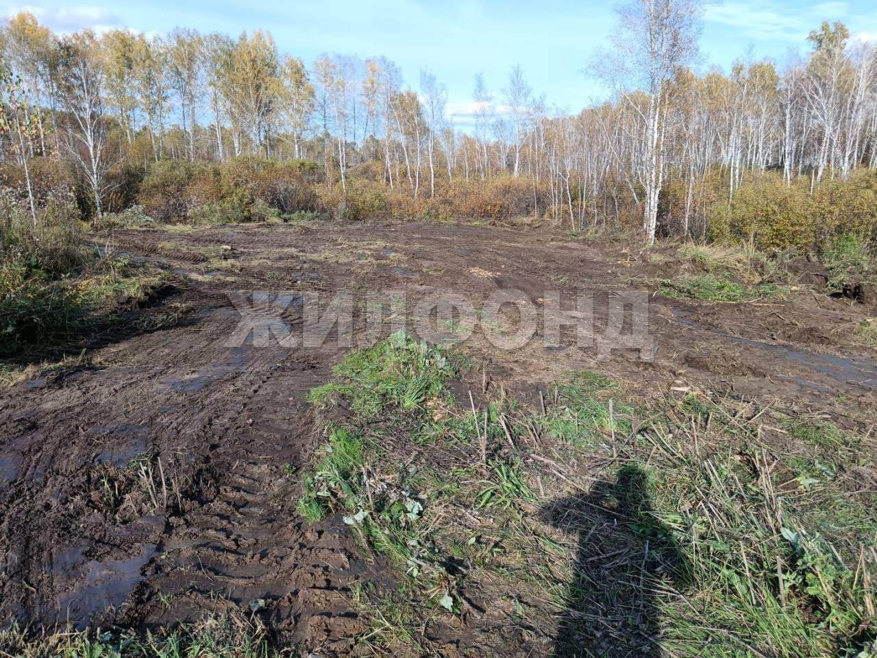 Продам земельный участок 1000 м.кв.