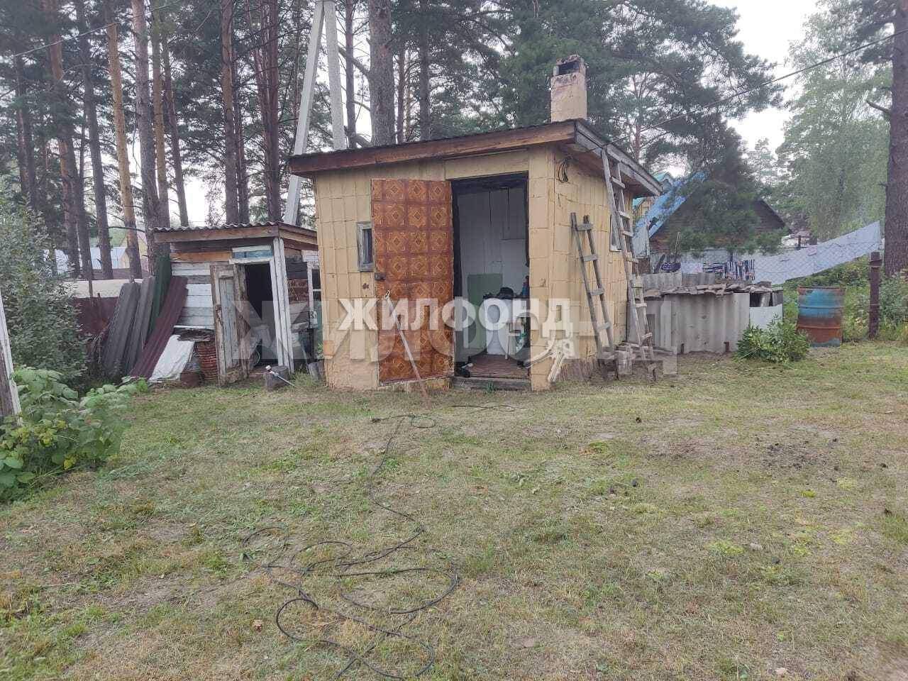 Продам земельный участок 493 м.кв.