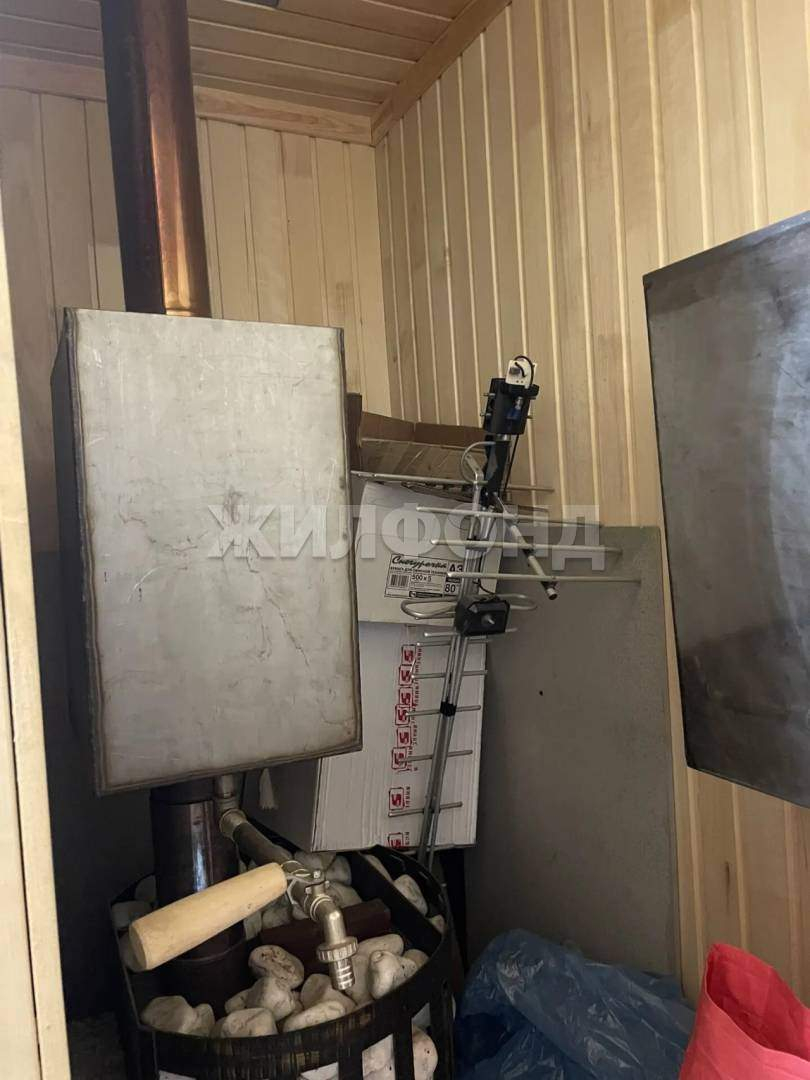 Продам земельный участок 600 м.кв.