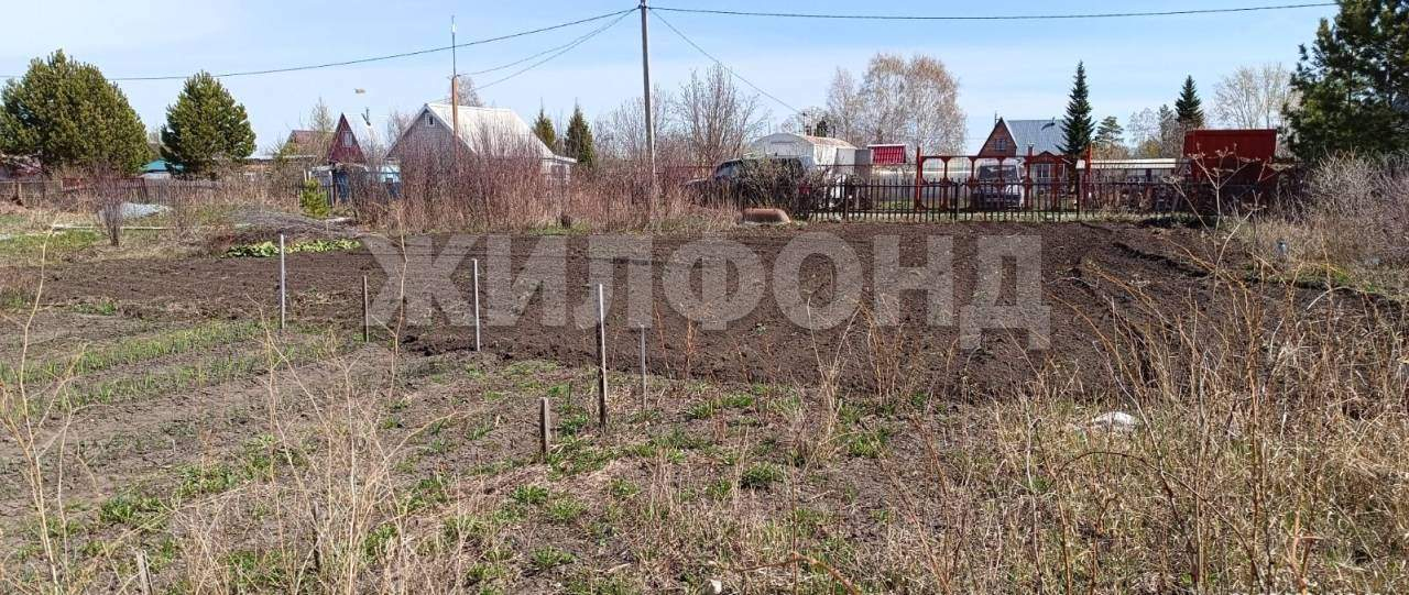 Продам земельный участок 750 м.кв.