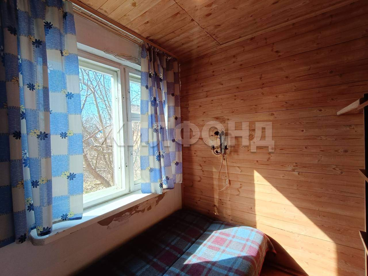 Продам земельный участок 920 м.кв.