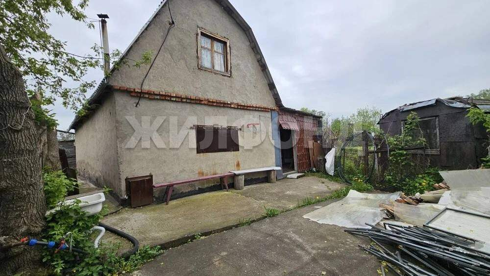Продам земельный участок 960 м.кв.
