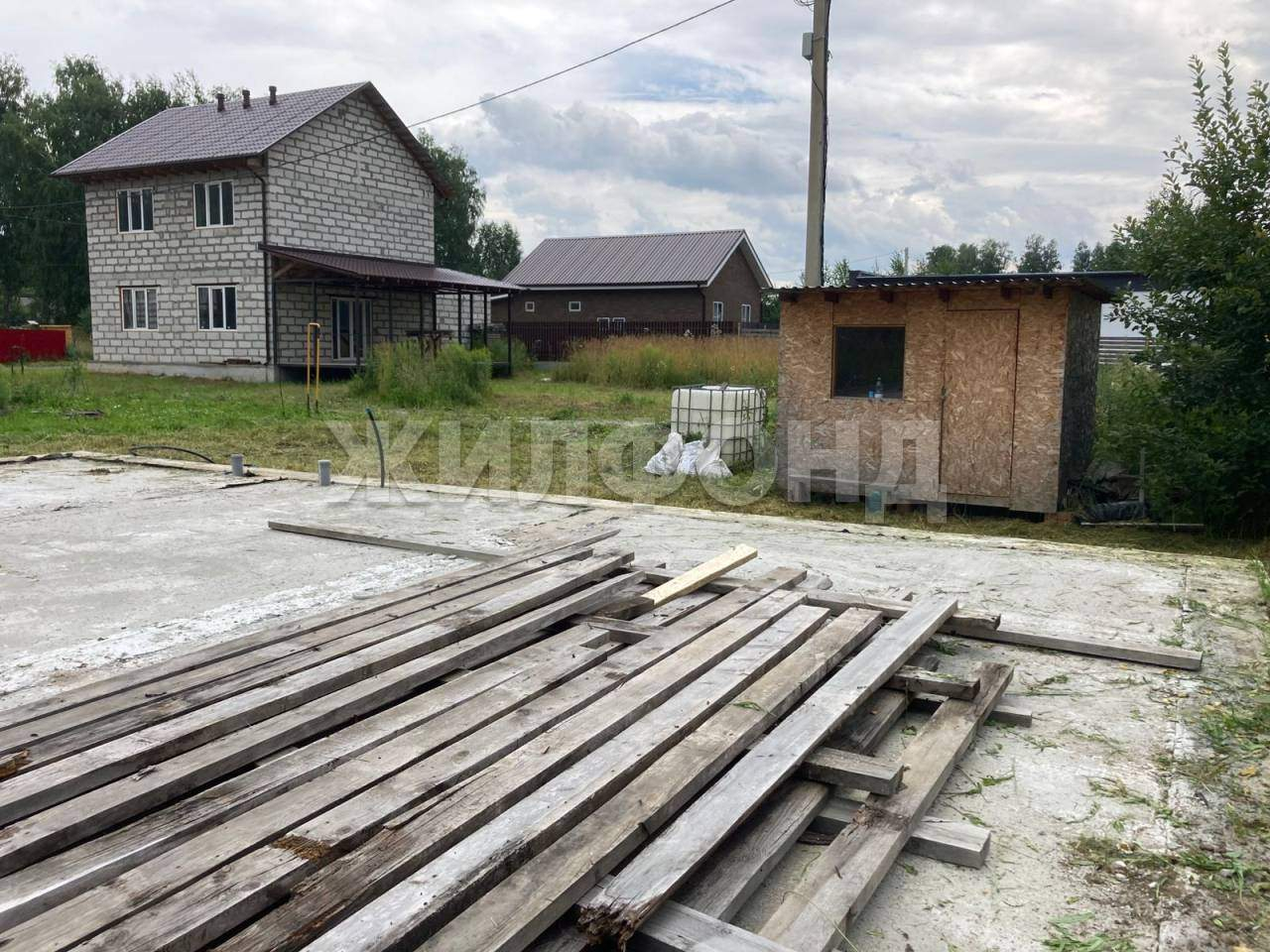 Продам земельный участок 767 м.кв.
